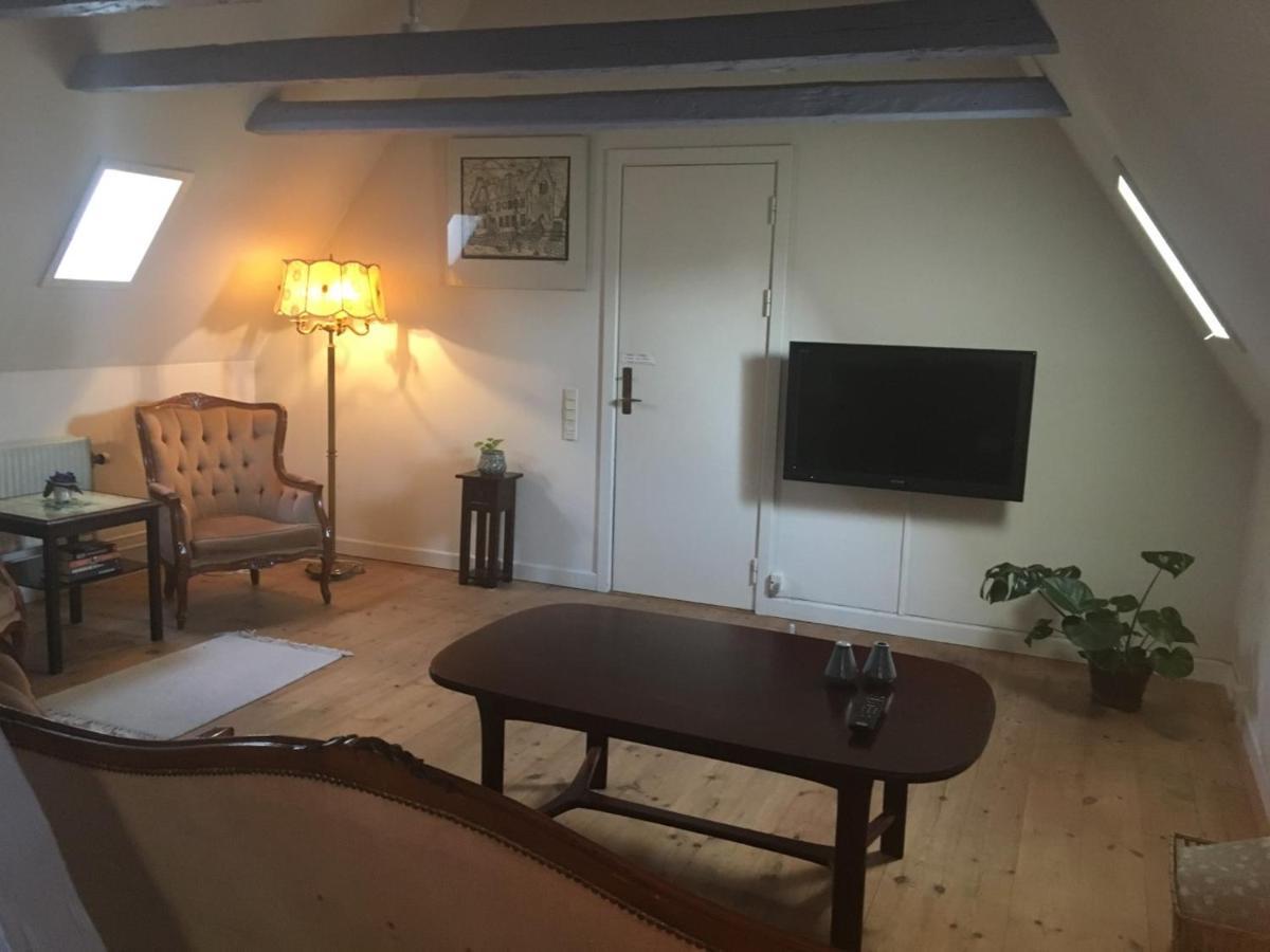 Den Gamle Arrest Bed & Breakfast Ribe Bagian luar foto