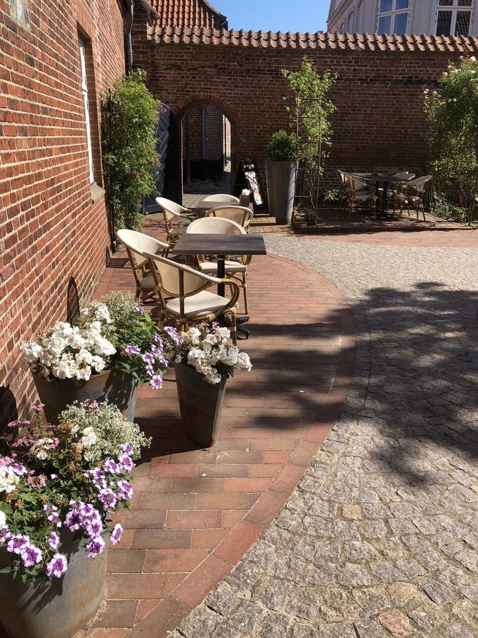 Den Gamle Arrest Bed & Breakfast Ribe Bagian luar foto